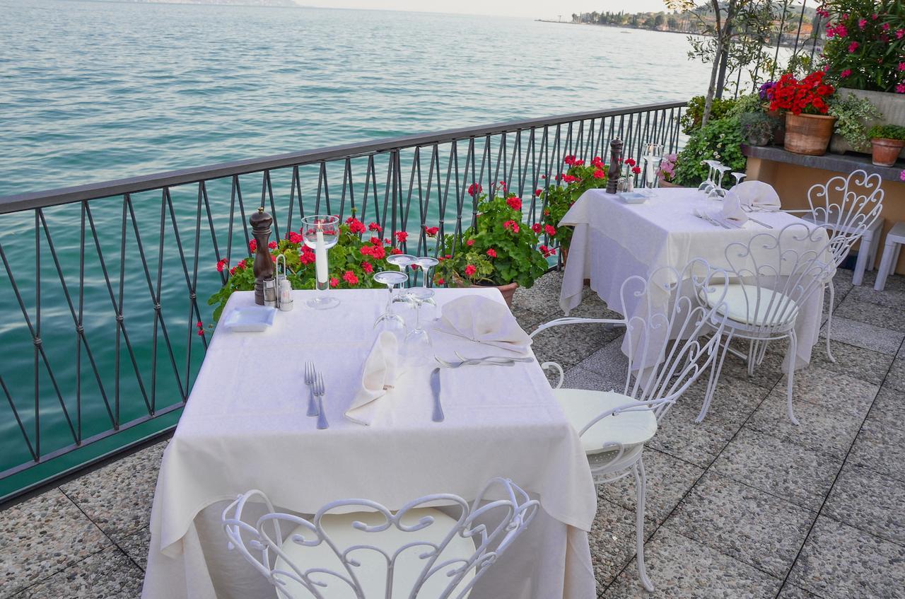 Hotel Du Lac Гарняно Екстериор снимка